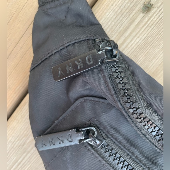DKNY Bum Bag - Picture 2 of 3